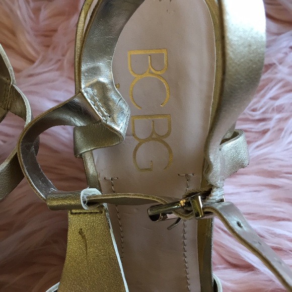 Preloved BCBG Gold Wedges size 10 B - Picture 8 of 8